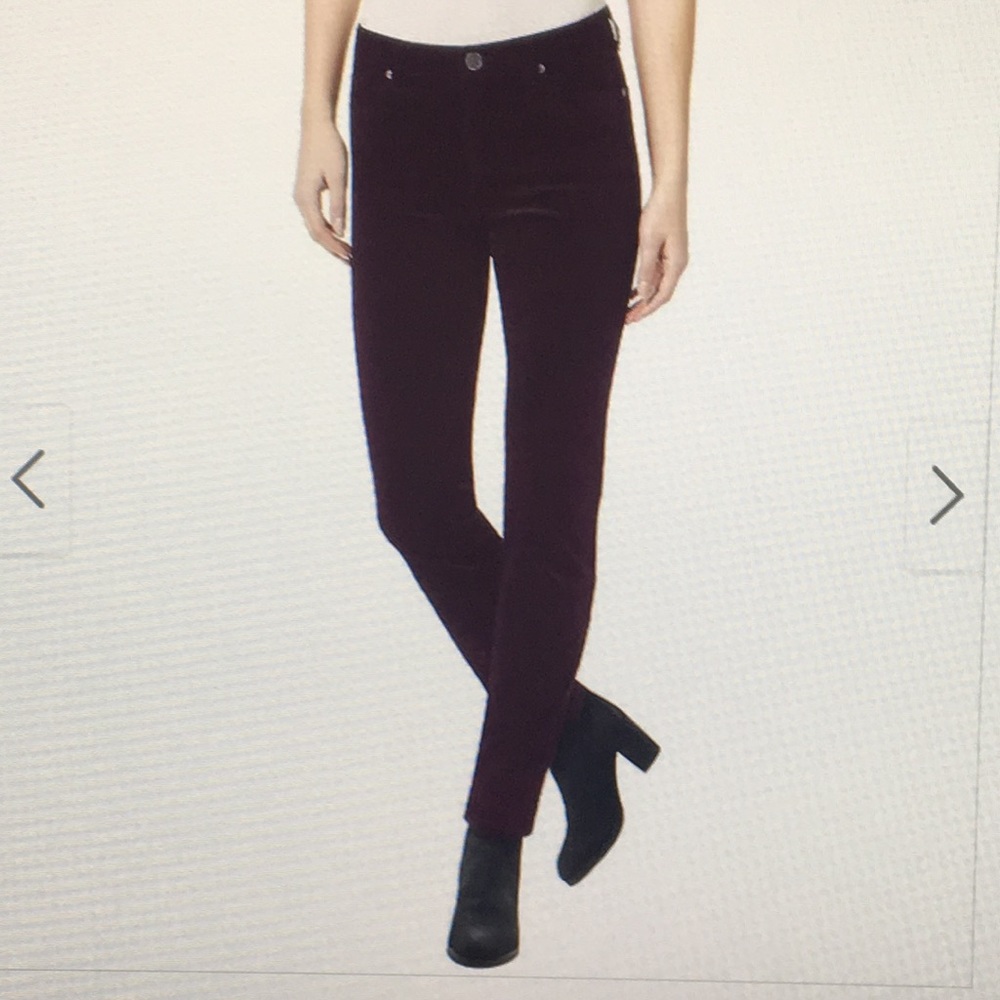 Buffalo David Bitton Wine Colored Cord Pant (8/29)